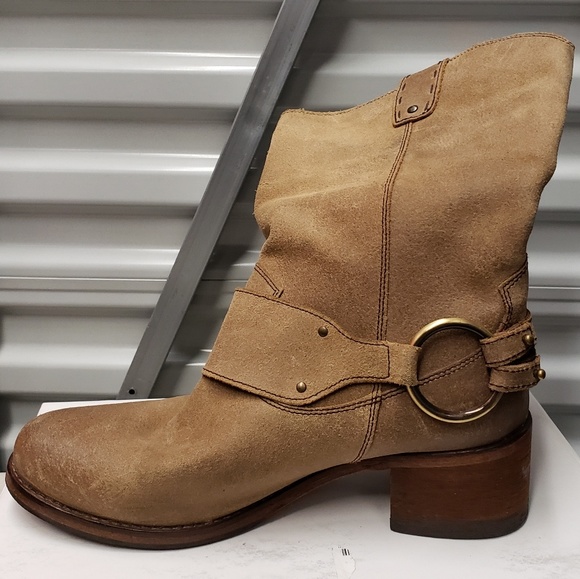 Genuine leather boot - Picture 3 of 6